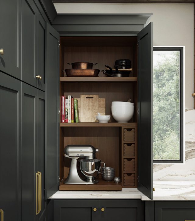 Graphite-Modern-Farmhouse-Kitchen_8-1500x1700